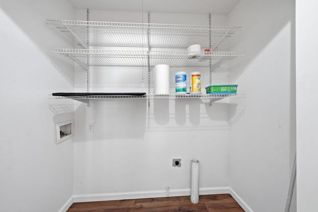 890 Parsons Drive, Redding, CA 96002