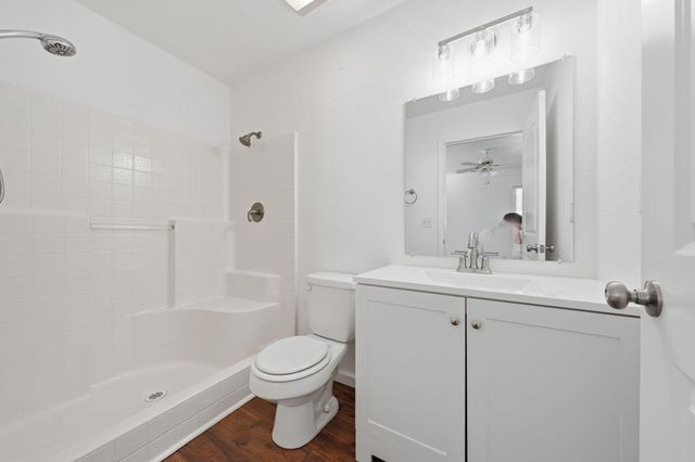 890 Parsons Drive, Redding, CA 96002