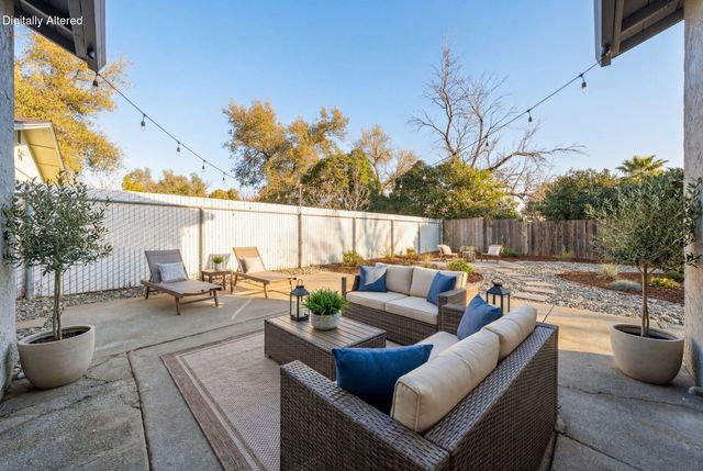 890 Parsons Drive, Redding, CA 96002