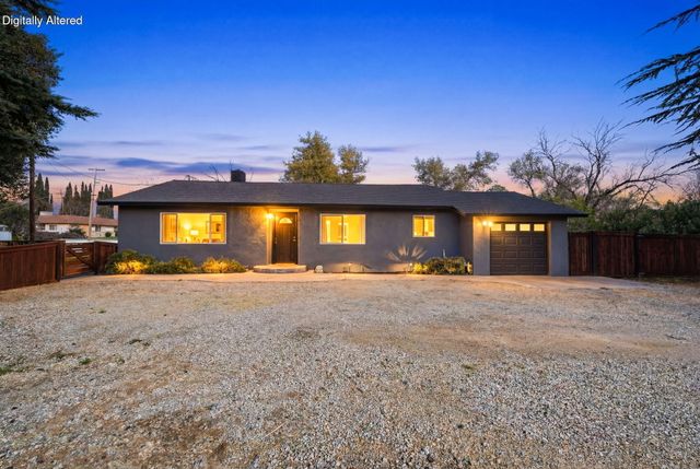 890 Parsons Drive, Redding, CA 96002