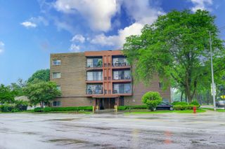 4838 Howard Street 301, Skokie, IL 60077