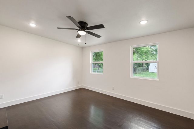 715 Drummond, Arlington, TX 76012