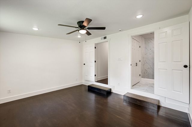 715 Drummond, Arlington, TX 76012