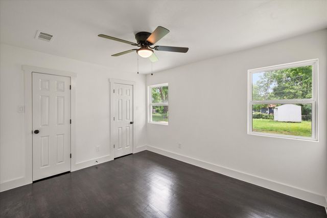 715 Drummond, Arlington, TX 76012