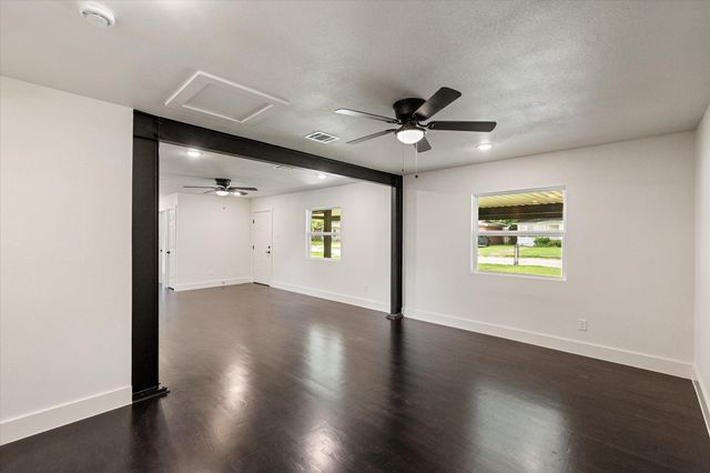 715 Drummond, Arlington, TX 76012