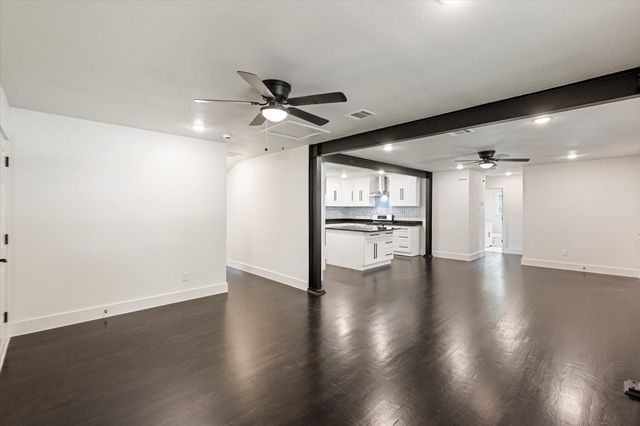715 Drummond, Arlington, TX 76012