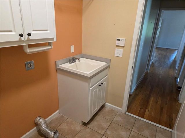 525 Pirklefield Drive, Covington, GA 30014
