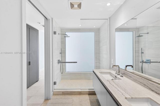 700 NE 26th Ter 1406, Miami, FL 33137