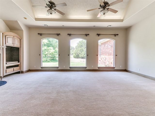 1031 Hidden Valley Lane, Choctaw, OK 73020