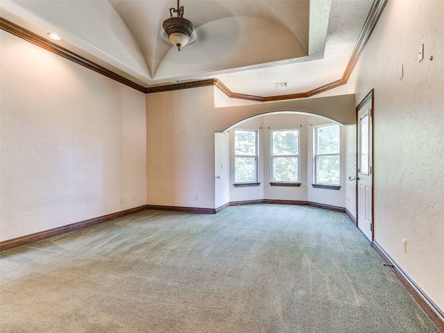 1031 Hidden Valley Lane, Choctaw, OK 73020