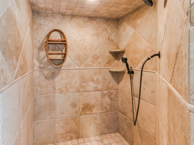 1031 Hidden Valley Lane, Choctaw, OK 73020