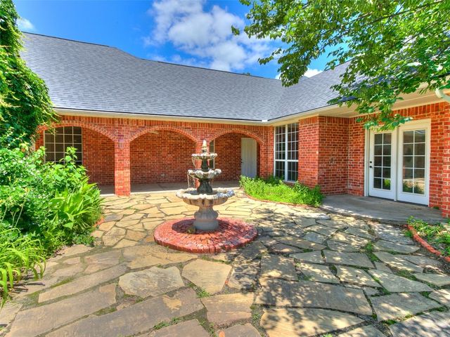 1031 Hidden Valley Lane, Choctaw, OK 73020