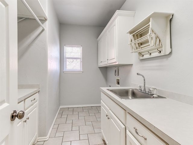 1031 Hidden Valley Lane, Choctaw, OK 73020