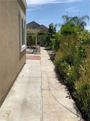 10977 Coalinga, Montclair, CA 91763