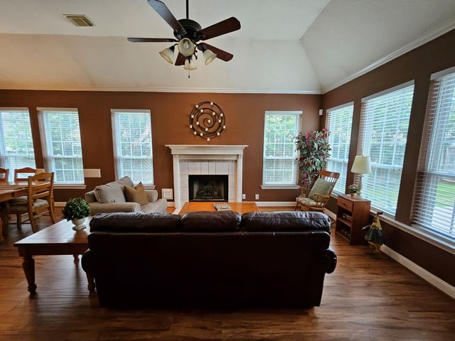 16403 N Eldridge Parkway C, Tomball, TX 77377