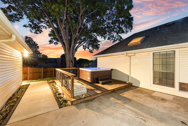 3010 Club Hill Drive, Garland, TX 75043