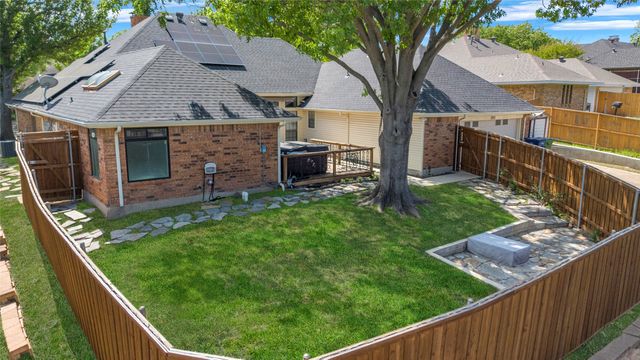 3010 Club Hill Drive, Garland, TX 75043