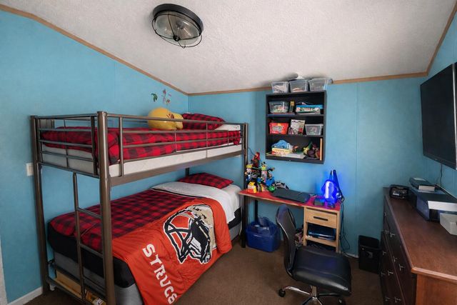 10 Debra Lane, Plattsburgh, NY 12901