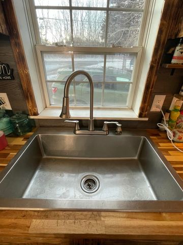 10 Debra Lane, Plattsburgh, NY 12901