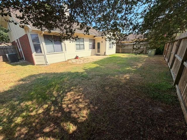 8011 Makaha Circle, Houston, TX 77095