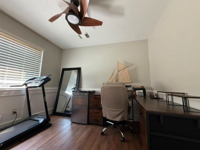 8011 Makaha Circle, Houston, TX 77095