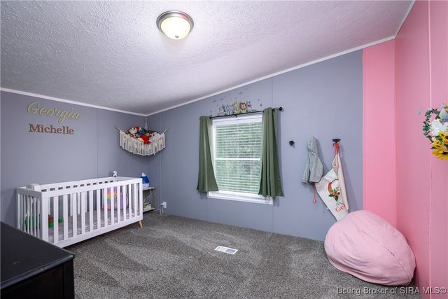 6897 N Bogardus Road, Austin, IN 47102