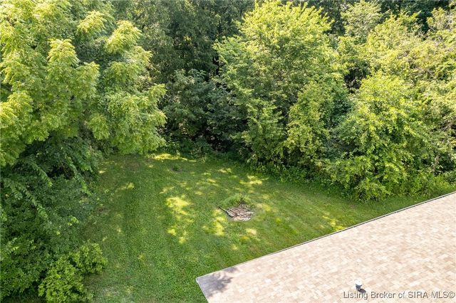 6897 N Bogardus Road, Austin, IN 47102