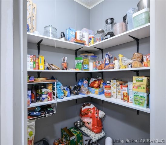 6897 N Bogardus Road, Austin, IN 47102