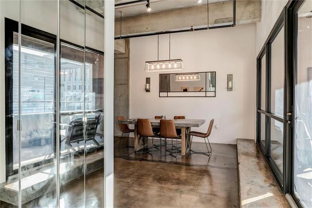 360 W Pershing Unit 230 Road 230, Kansas City, MO 64108