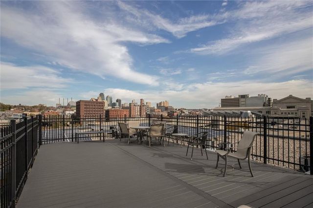 360 W Pershing Unit 230 Road 230, Kansas City, MO 64108