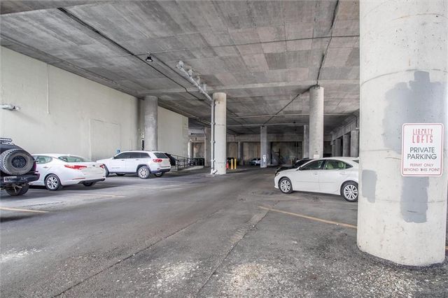 360 W Pershing Unit 230 Road 230, Kansas City, MO 64108