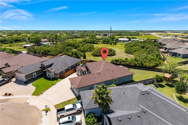 2501 Mahbi Dr, Corpus Christi, TX 78418
