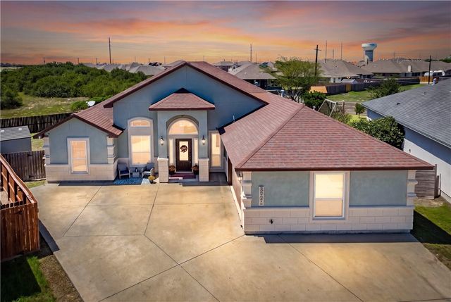 2501 Mahbi Dr, Corpus Christi, TX 78418