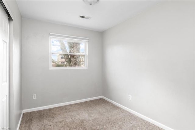 619 Queens View CT, Hampton, VA 23669