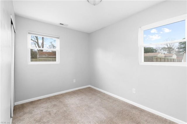 619 Queens View CT, Hampton, VA 23669