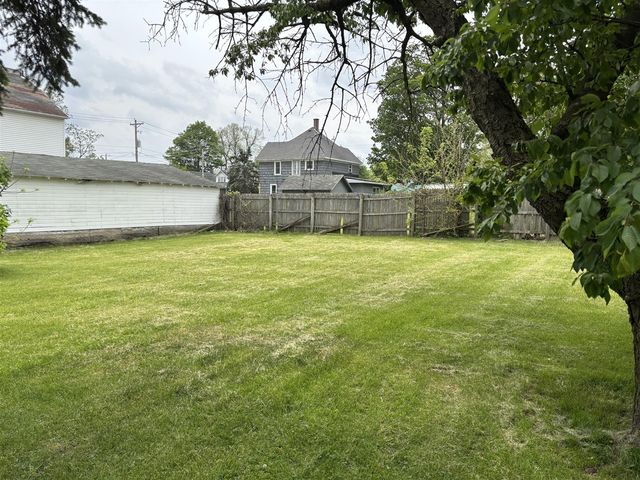 202 N Clay Street, Sturgis, MI 49091
