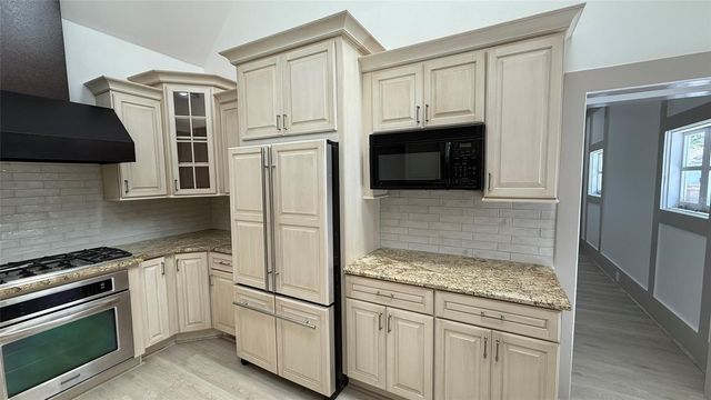 1330 CHERRY STREET NE, St Petersburg, FL 33701