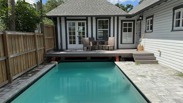 1330 CHERRY STREET NE, St Petersburg, FL 33701