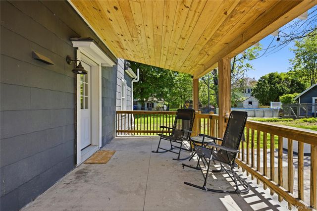 4 Green Acres Court, Ellenville, NY 12428