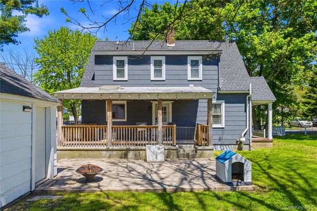 4 Green Acres Court, Ellenville, NY 12428