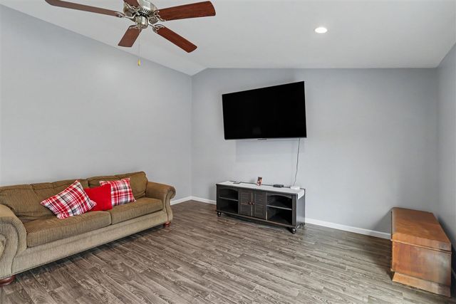 1184 Cooley Mill Lane, Vicksburg, MI 49097