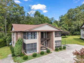 45 Indian River Road, Hendersonville, NC 28791