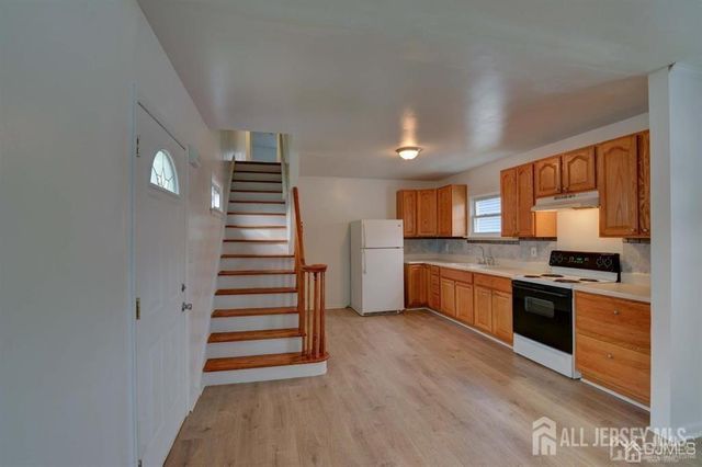115 Pulaski Avenue B, Carteret, NJ 07008
