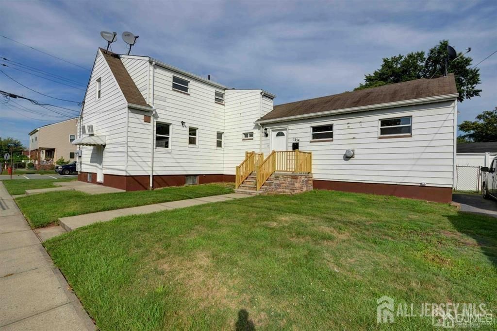 115 Pulaski Avenue B, Carteret, NJ 07008