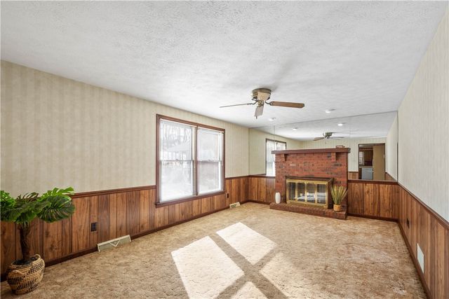 5513 Claytonia Dr, Bethel Park, PA 15102