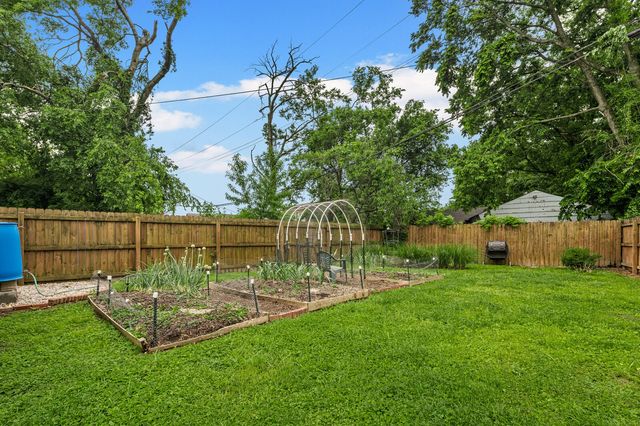 913 Kipling Dr, Nashville, TN 37217