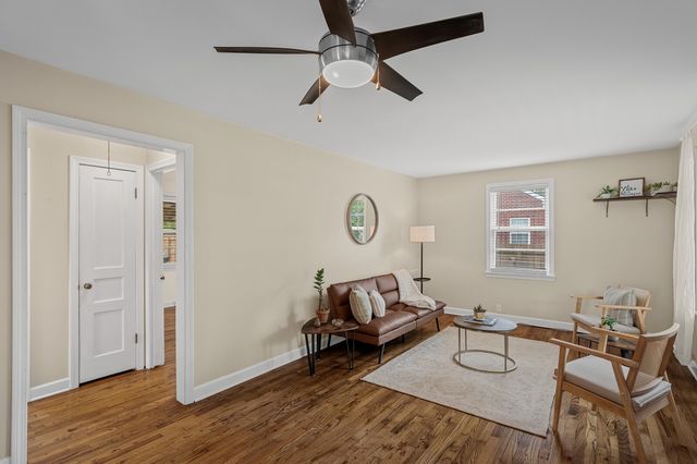 913 Kipling Dr, Nashville, TN 37217