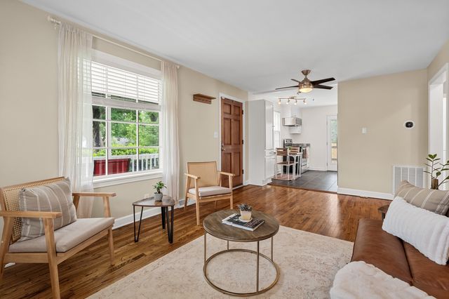 913 Kipling Dr, Nashville, TN 37217