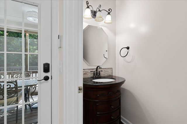 115 S Embler Court, Taylors, SC 29687