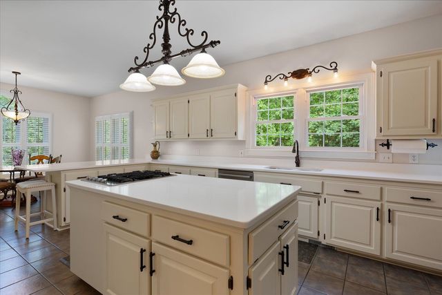 115 S Embler Court, Taylors, SC 29687